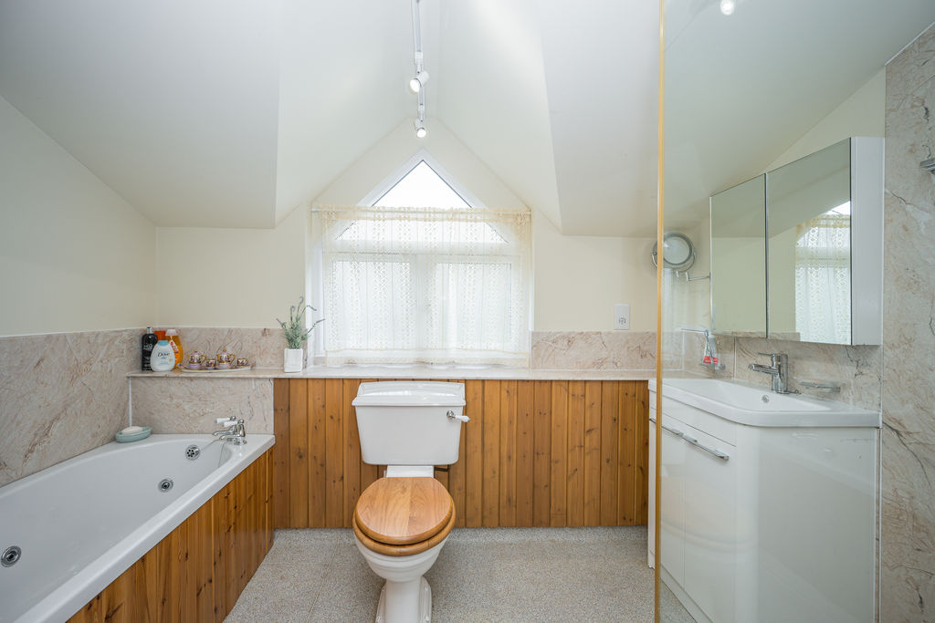 Bathroom- click for photo gallery